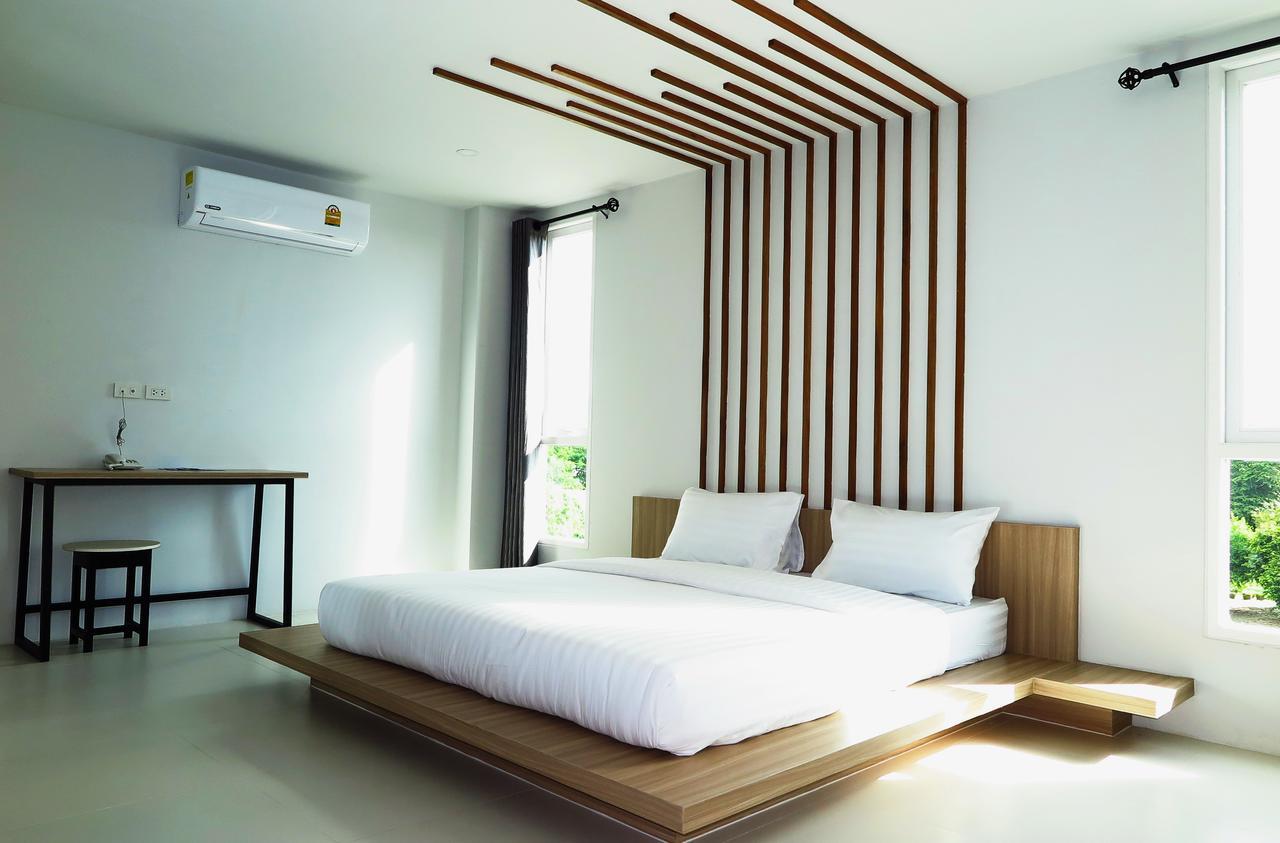 Phuket Marine Poshtel - Sha Plus Chalong Zewnętrze zdjęcie