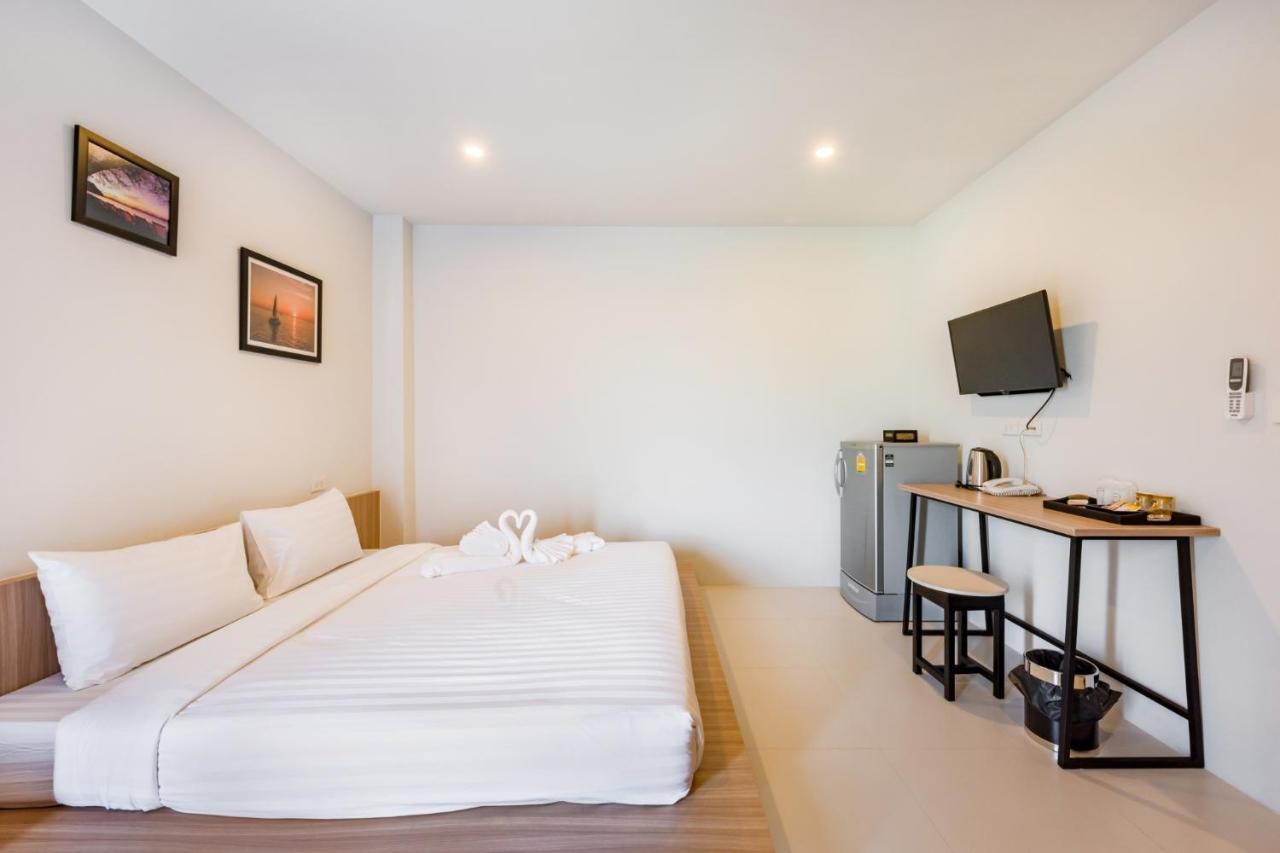 Phuket Marine Poshtel - Sha Plus Chalong Zewnętrze zdjęcie