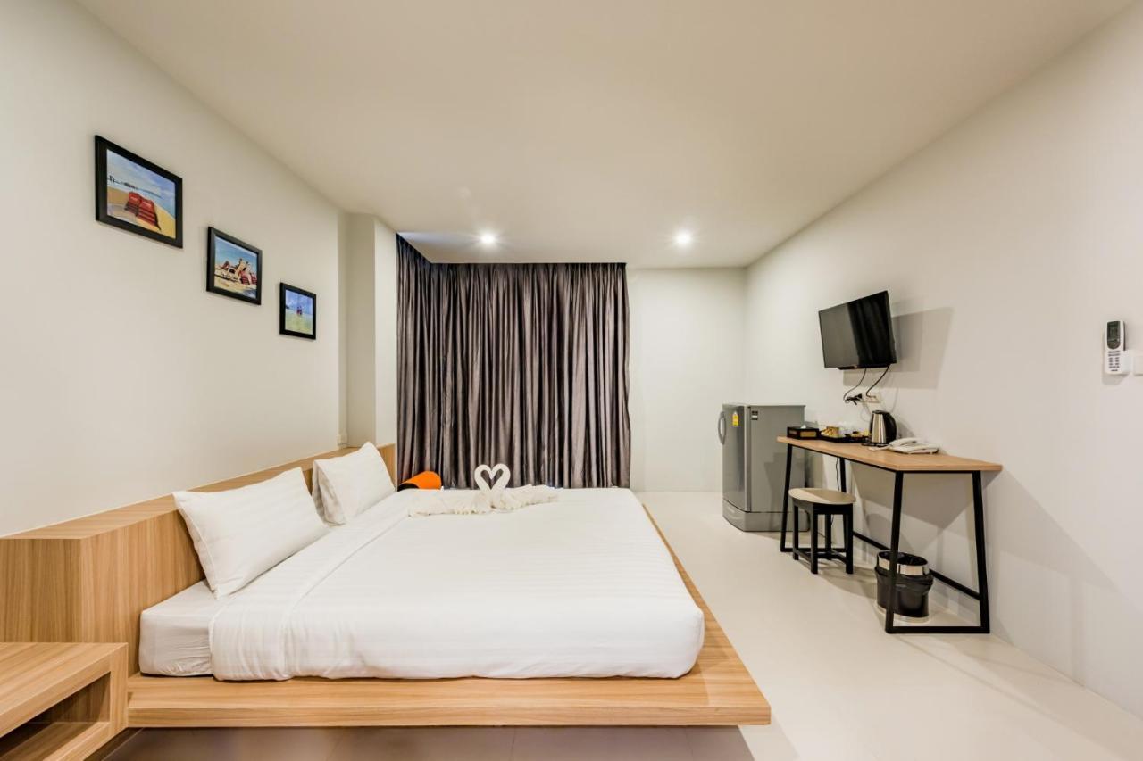 Phuket Marine Poshtel - Sha Plus Chalong Zewnętrze zdjęcie