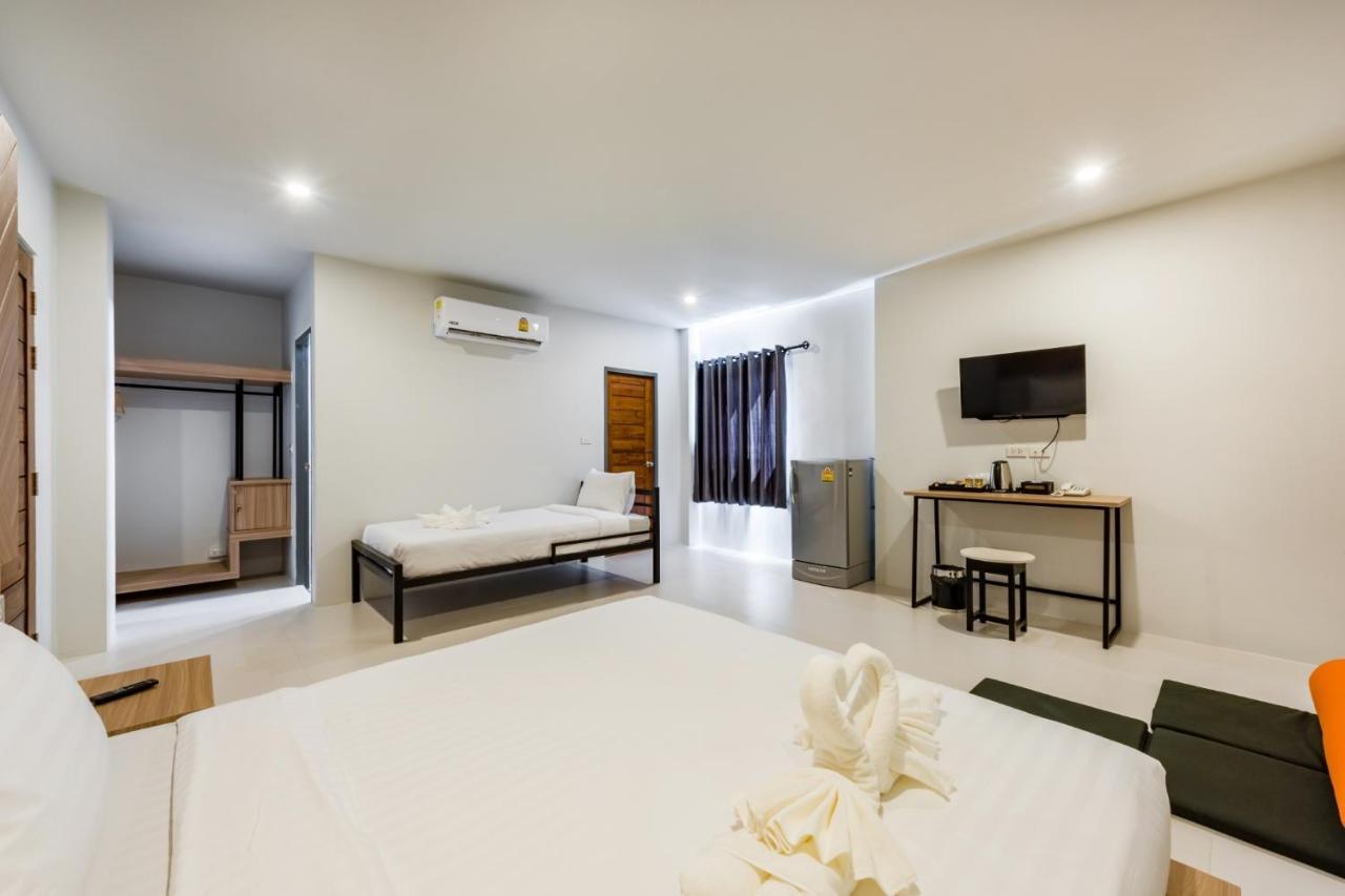 Phuket Marine Poshtel - Sha Plus Chalong Zewnętrze zdjęcie