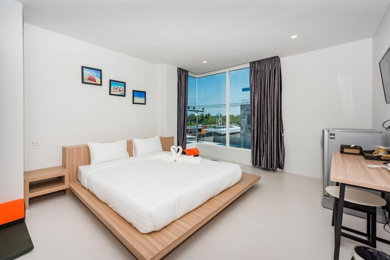 Phuket Marine Poshtel - Sha Plus Chalong Zewnętrze zdjęcie